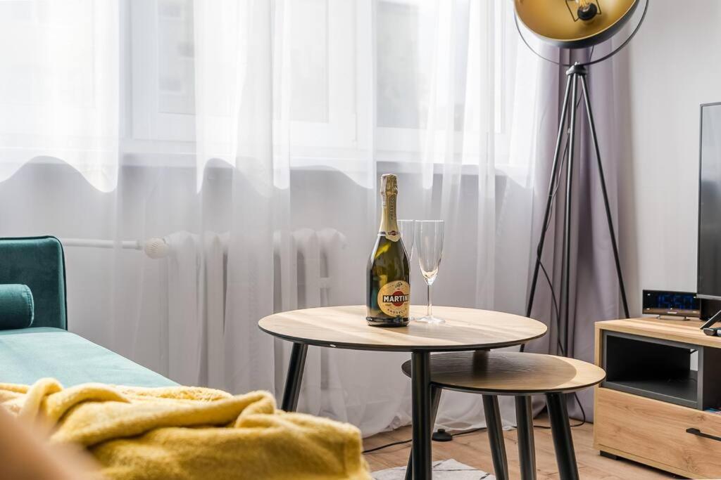 Uroczy apartament 2 pokoje - 10 min do morza! Gdańsk Zewnętrze zdjęcie